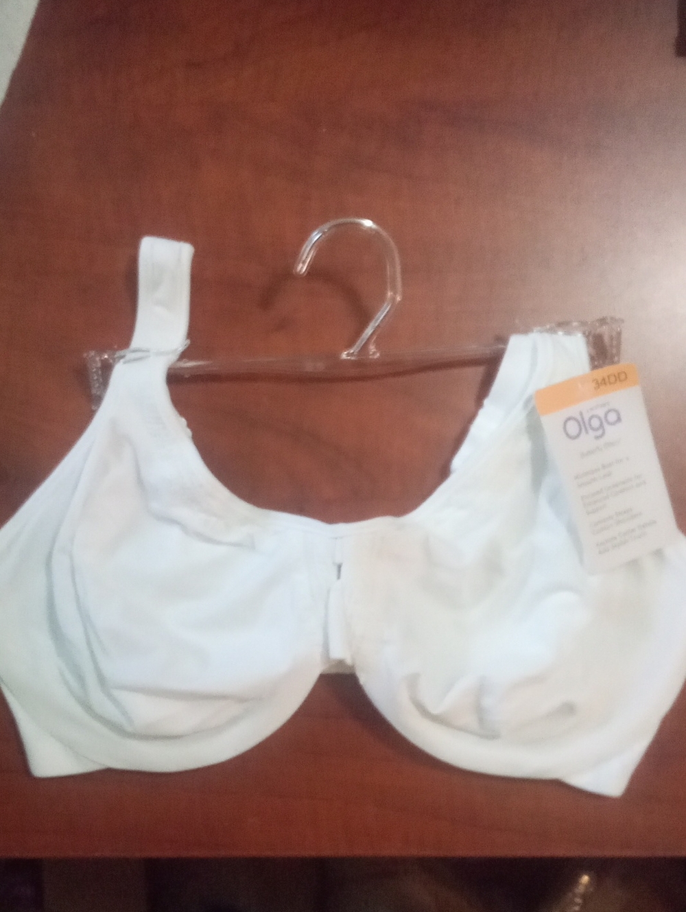 * Olga White Underwire Bra 34DD NWT $42 Unlined Butterfly Effect Minimizer